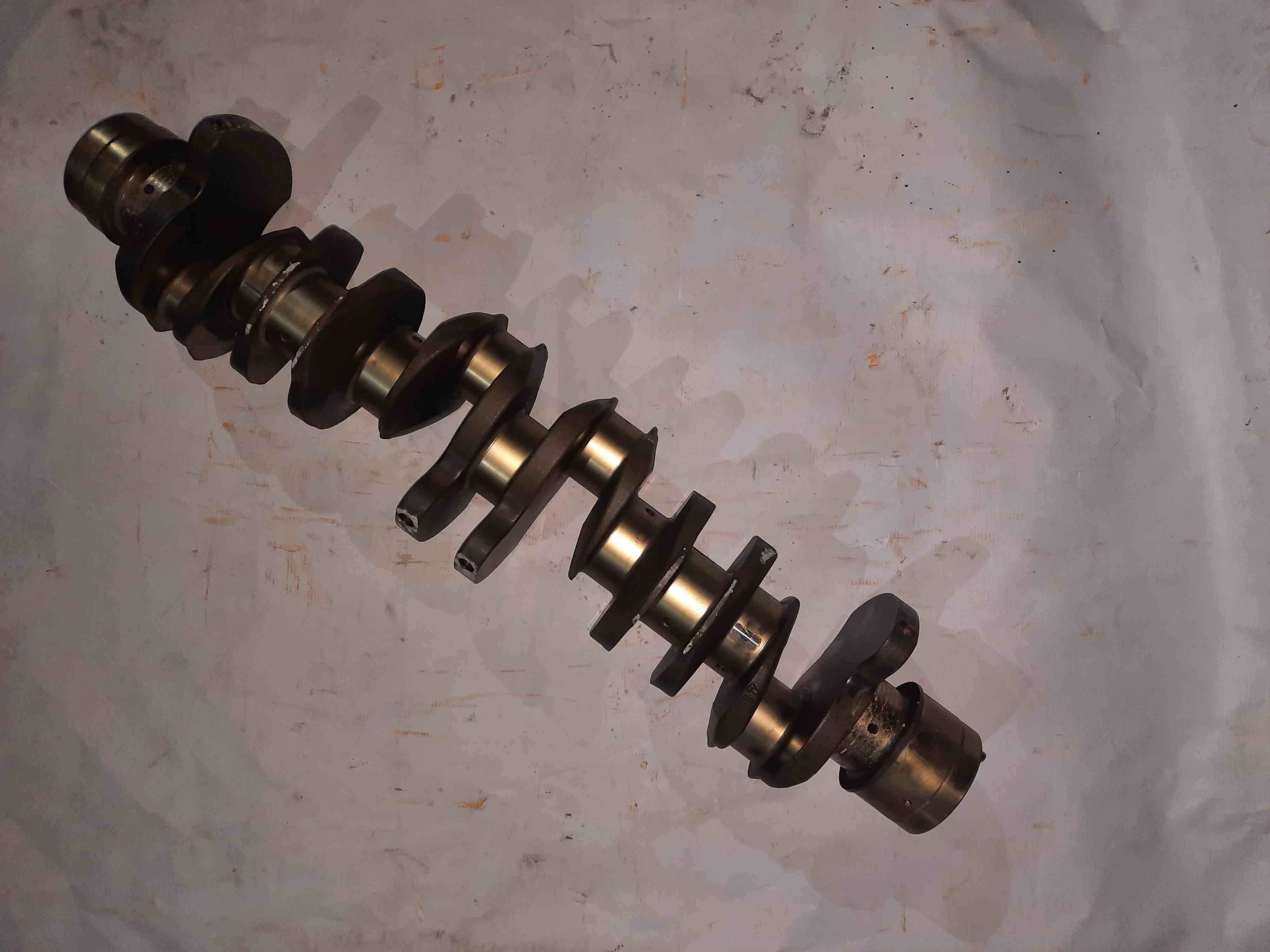 Коленвал 8976030040 6HK1 ISUZU   для спецтехники 