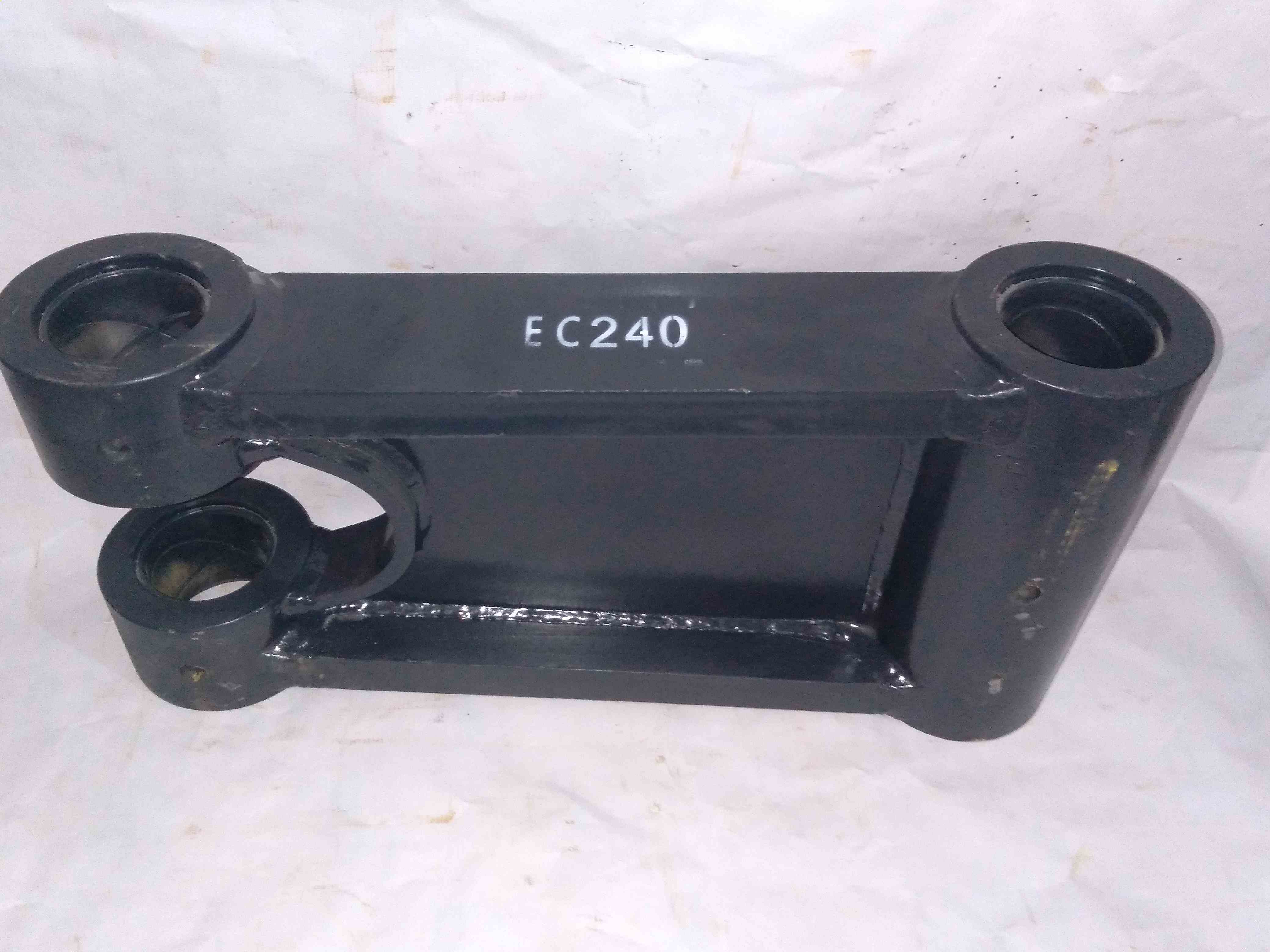 Трапеция 14552306 EC240B DMTA для спецтехники 