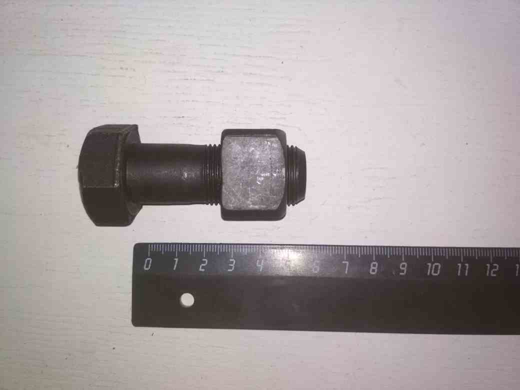 Болт+гайка M20*55 4659287 NN для спецтехники Болт+гайка M20*55 4659287 NN для спецтехники